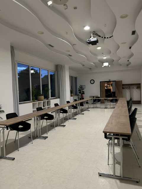 image11 Novoletna zabava za podjetja v Urban Ring Hotelu v Ljubljani